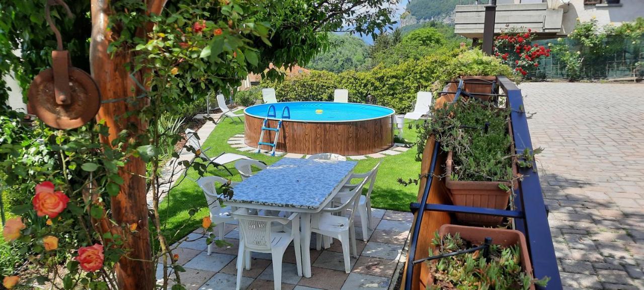 La Terrazza Casa Vacanza Carenno Exteriör bild