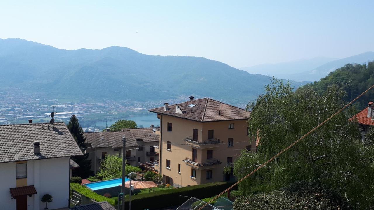 La Terrazza Casa Vacanza Carenno Exteriör bild