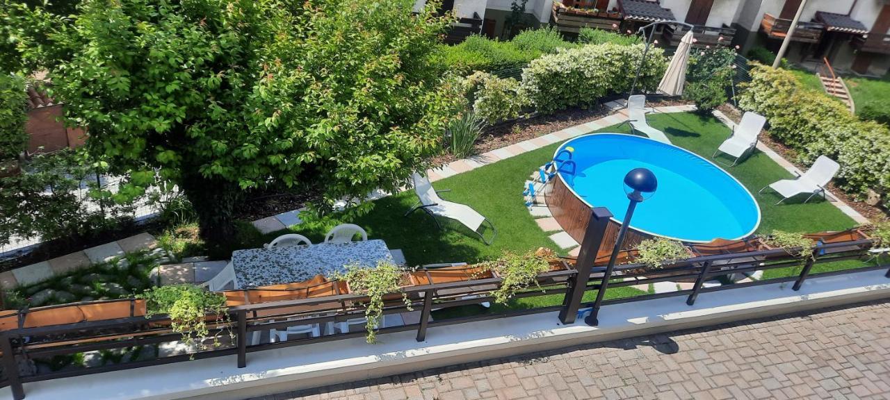 La Terrazza Casa Vacanza Carenno Exteriör bild