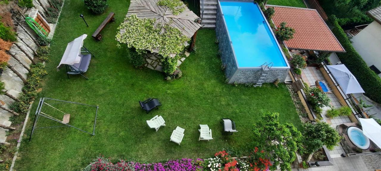 La Terrazza Casa Vacanza Carenno Exteriör bild