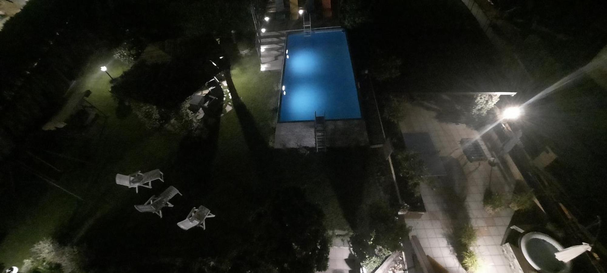 La Terrazza Casa Vacanza Carenno Exteriör bild