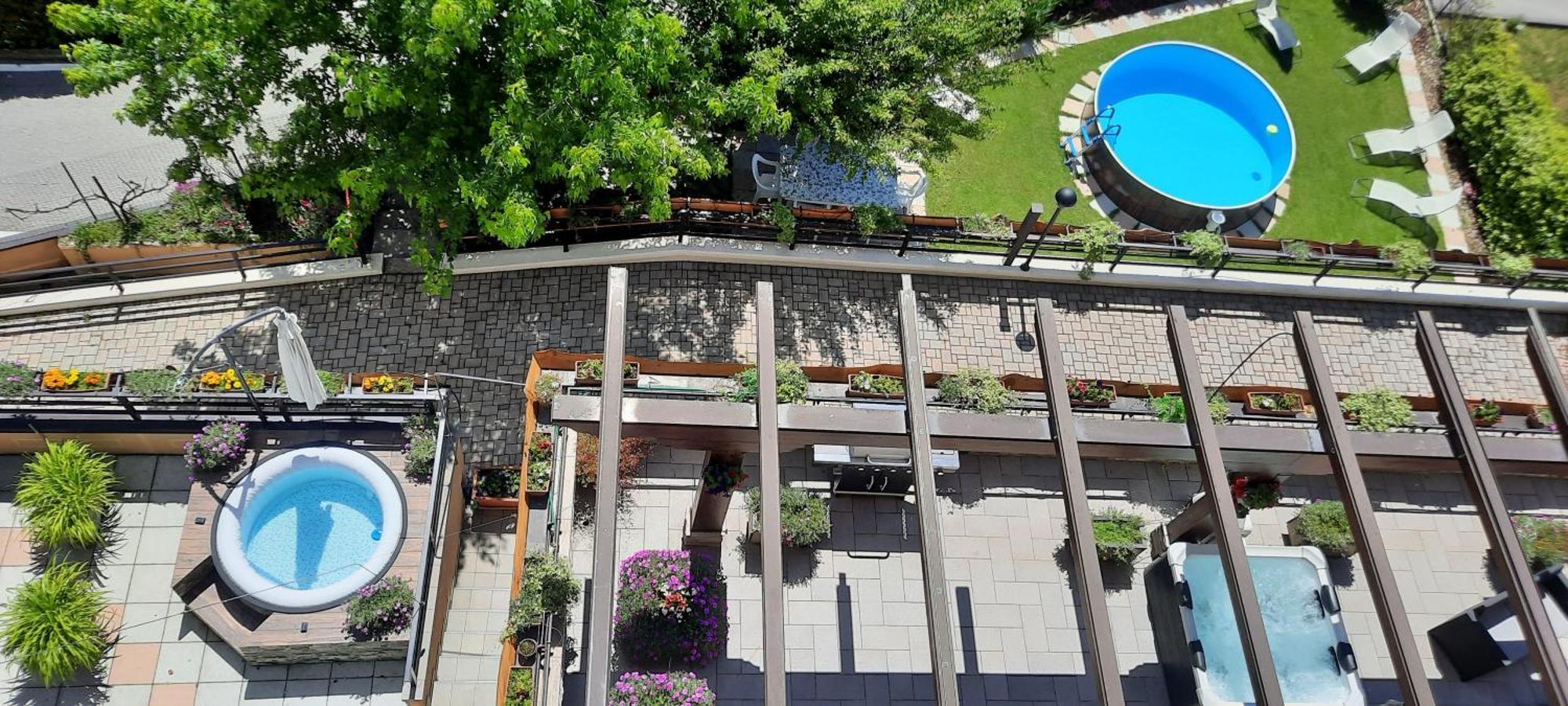 La Terrazza Casa Vacanza Carenno Exteriör bild